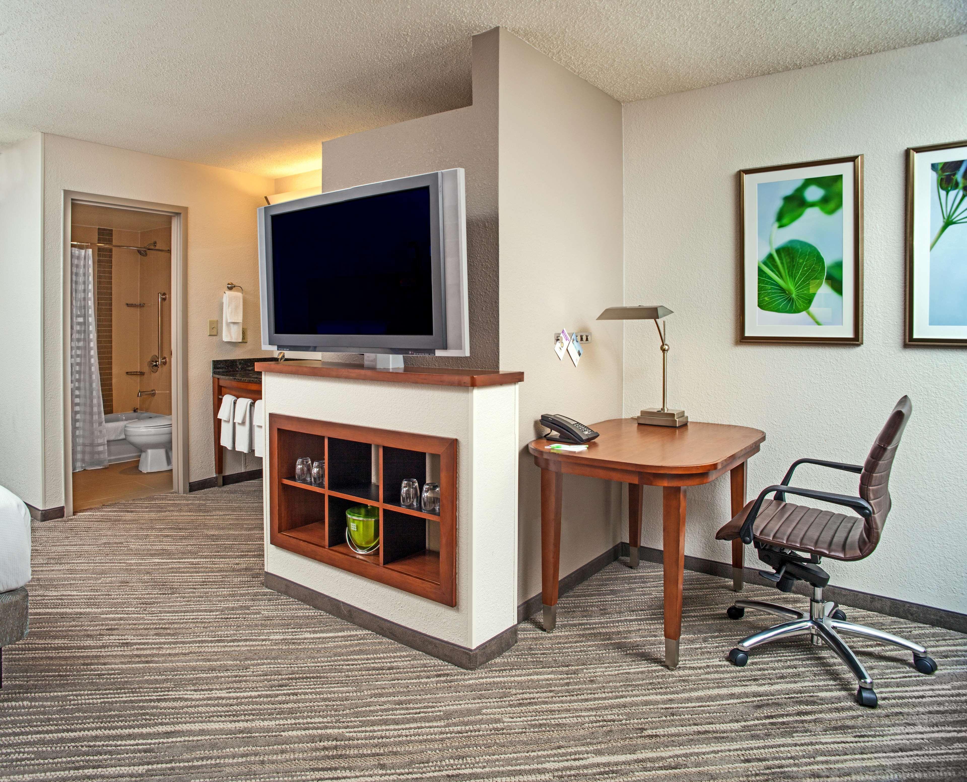 Hyatt Place Cincinnati Blue Ash Bagian luar foto